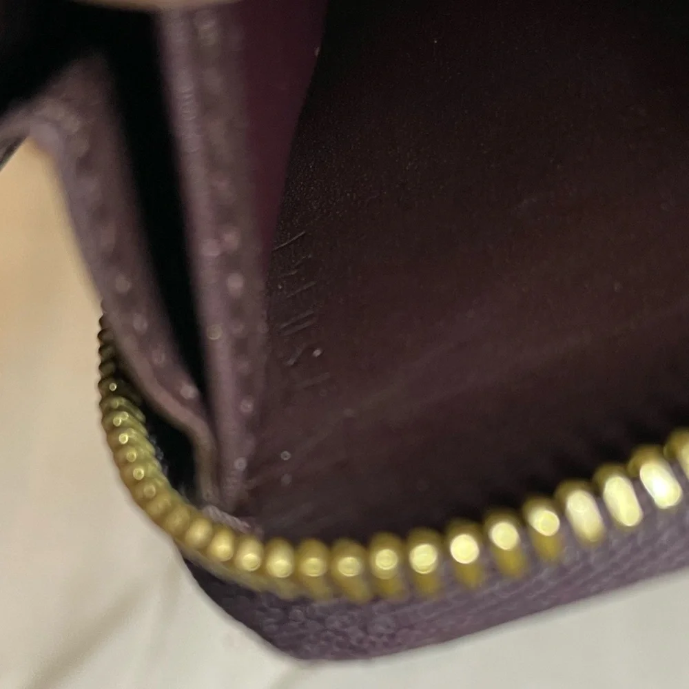Louis Vuitton Vernis dark purple zippy card holder 💜 - Picture 10 of 10